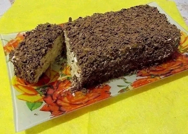 Творожный торт без выпечки

творог...