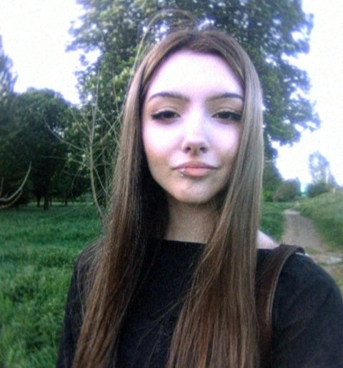 Яна Исаева