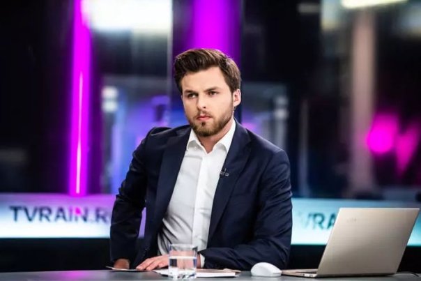 Скандал вокруг /// ДОЖДЯ

Министр ...