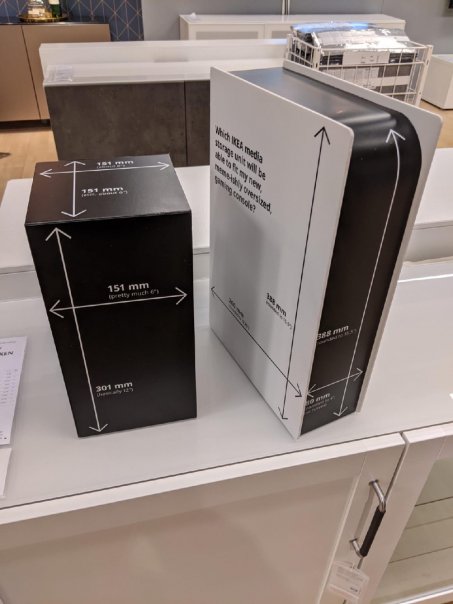 В IKEA появились макеты PS5 и Xbox S...
