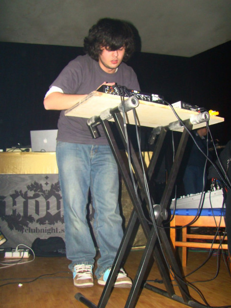 Mujuice & Dzhem (live)